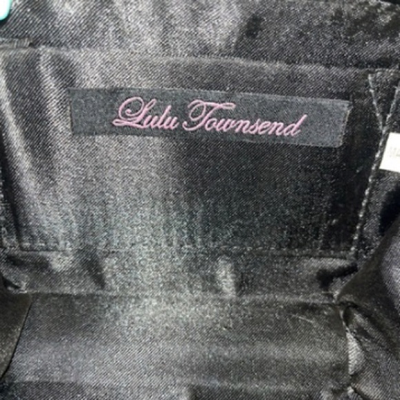 Lulu Townsend Satin Black Silver-tone Clutch, Floral embellishment, Strap - Picture 9 of 10